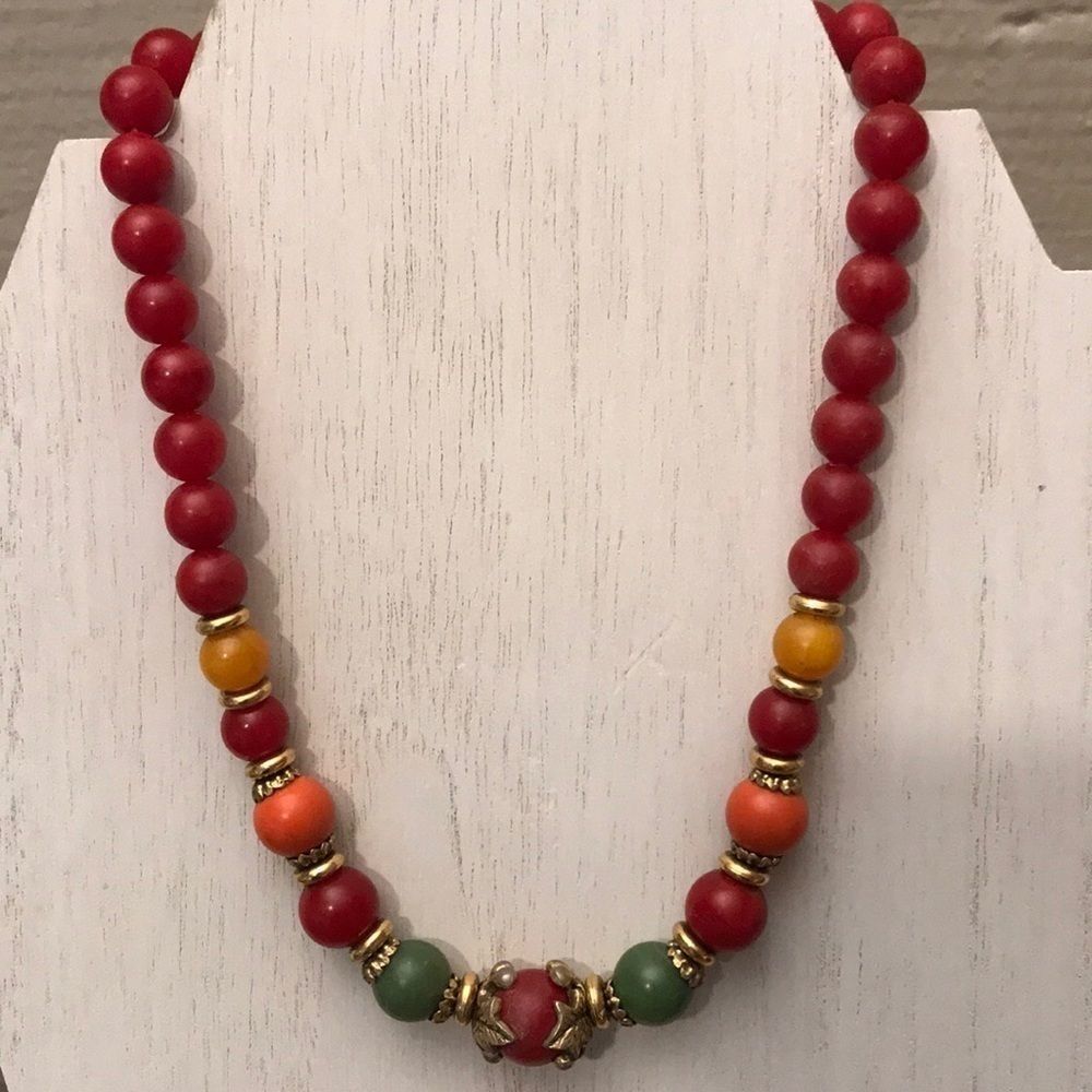 5/$25 Beaded necklace 
